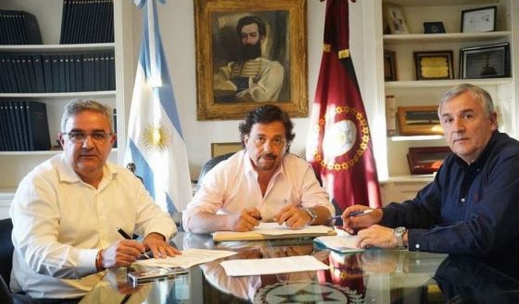 Los gobernadores Sáenz de Salta, Morales de Jujuy y Jalil de Catamarca ratificaron por ley la Región Minera de Litio