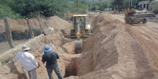 Obra de tratamiento de líquidos cloacales en Villa El Monte