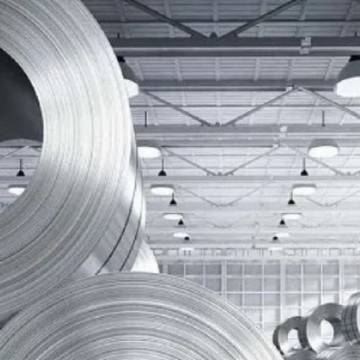 La producción de acero se hundió 8,6%