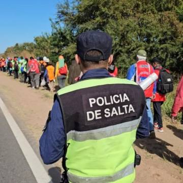 Seguridad acompaña a cientos de peregrinos por el Milagro 2025