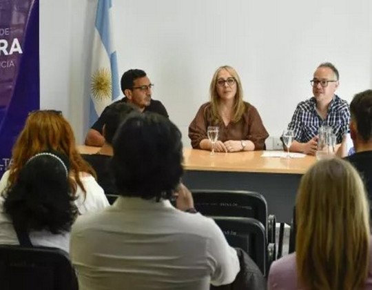 Salta abre dos convocatorias para fortalecer la producción literaria y editorial