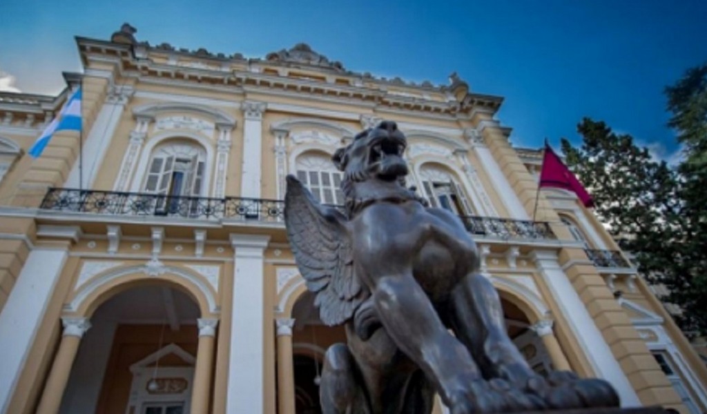 Temas de la sesión de la Cámara de Diputados de la Provincia